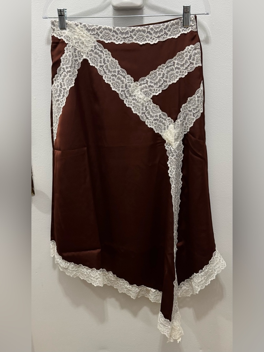 LUSH LACE TRIM MIDI SKIRT